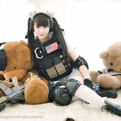 伊伊Eva