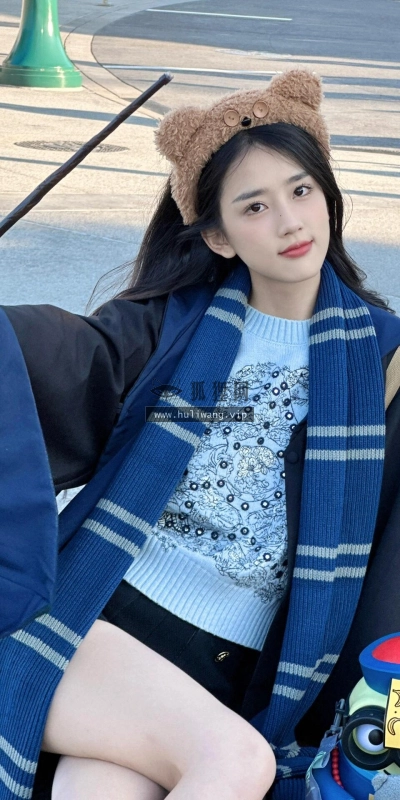 【10034】美女人物壁纸 网红 潘敏  2K 高清壁纸1440_1920@青蛙壁纸-笨猫小站